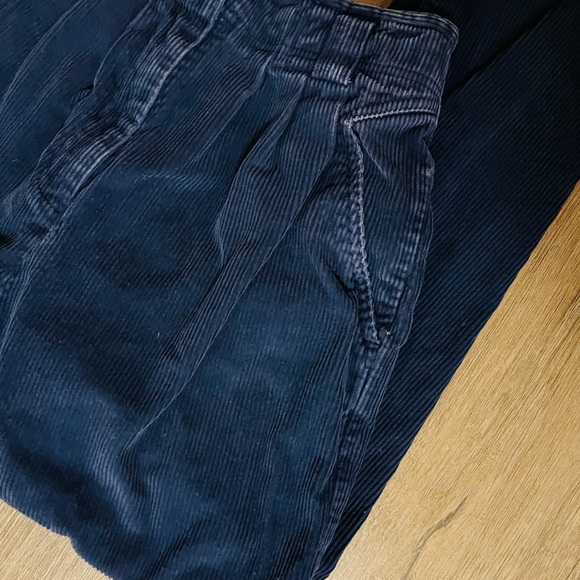 Vintage Radishes & Roses High-Rise Corduroy Trousers in Navy - Picture 5 of 7